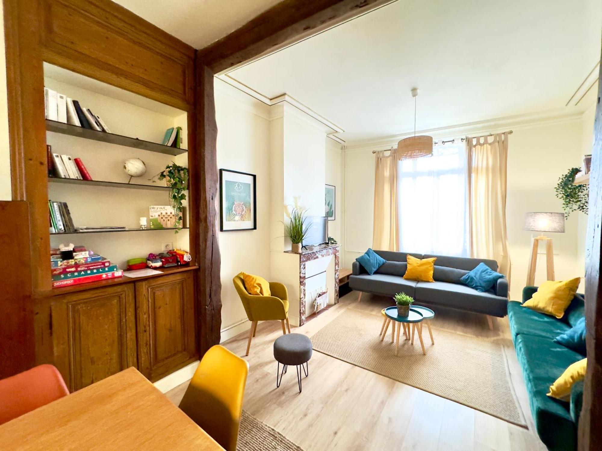 4 Chambres - Grande Maison - Parking - Jardin อาเมียงส์ ภายนอก รูปภาพ
