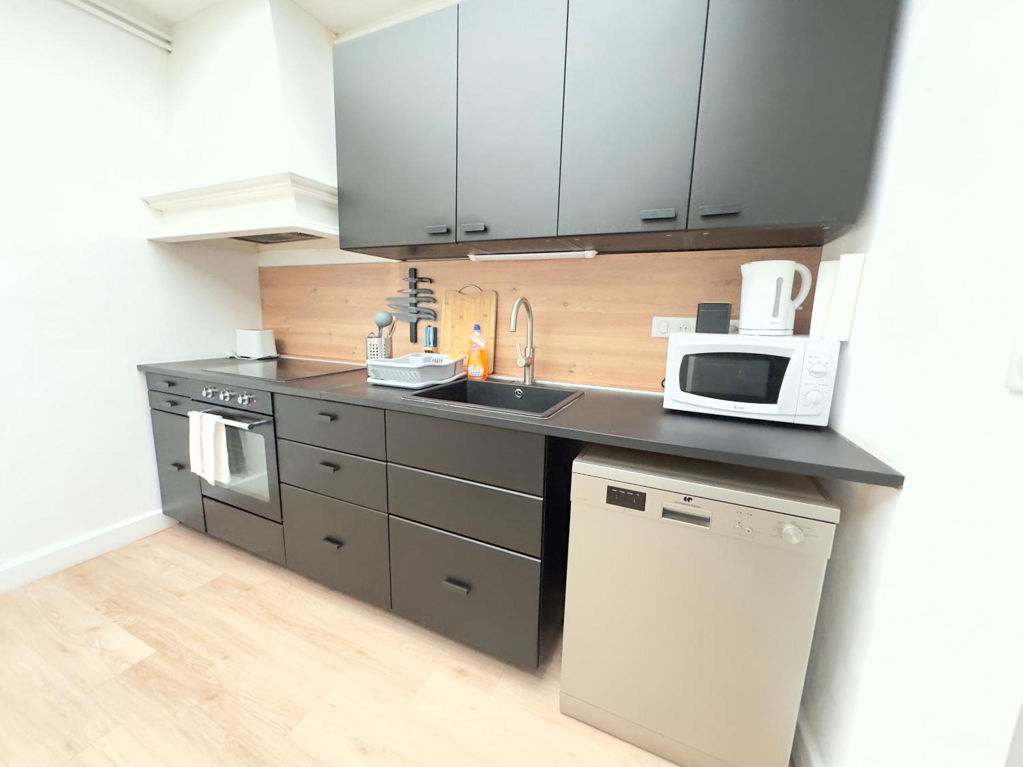 4 Chambres - Grande Maison - Parking - Jardin อาเมียงส์ ภายนอก รูปภาพ